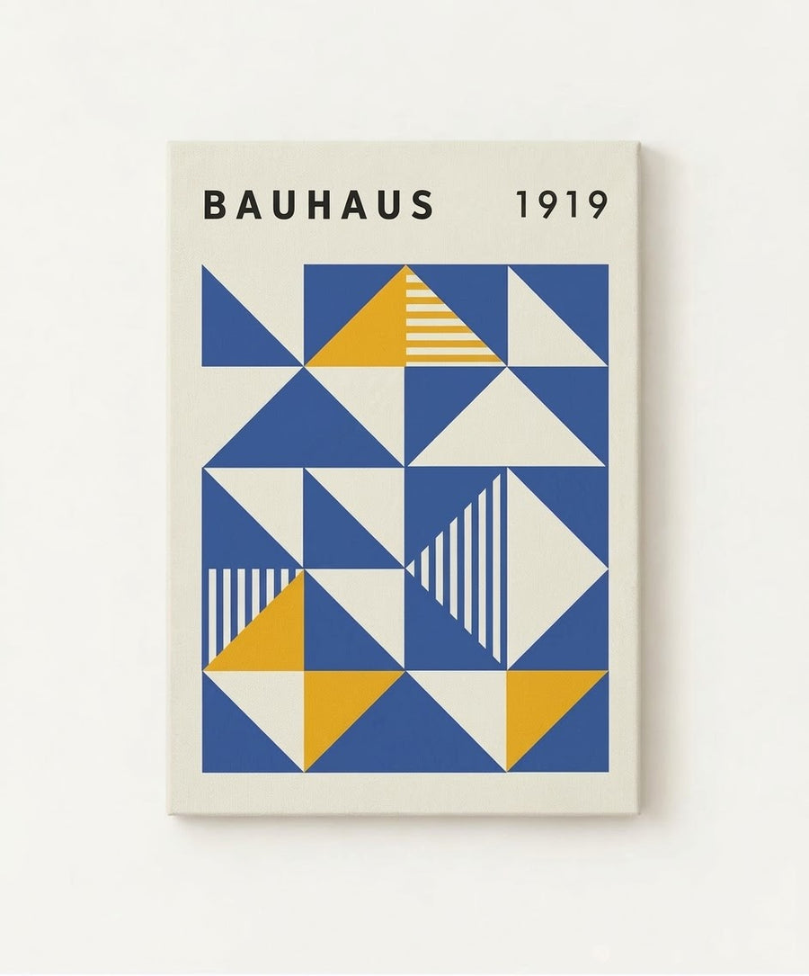 Bauhaus 1923 | Triangle Grid